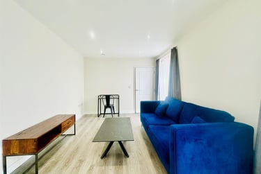 1 bed flat, 31 Gregory Street, Lenton, Nottingham, NG72NL - Image 1